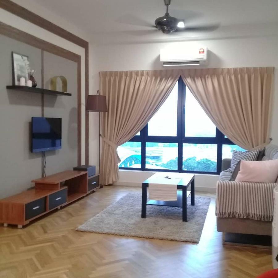 Adore Homestay@Emira Seksyen 13 Shah Alam, MSU, Stadium, AEON Mall Bagian luar foto
