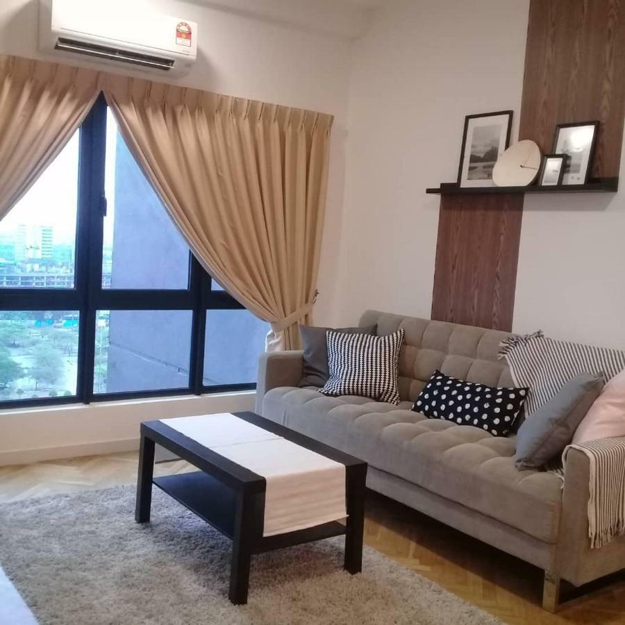 Adore Homestay@Emira Seksyen 13 Shah Alam, MSU, Stadium, AEON Mall Bagian luar foto